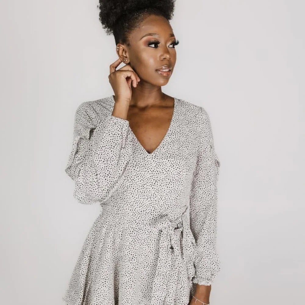 Dynamite Polka Dot Romper Belted Ruffle Mini Dress Style White Black Size M - Picture 11 of 12